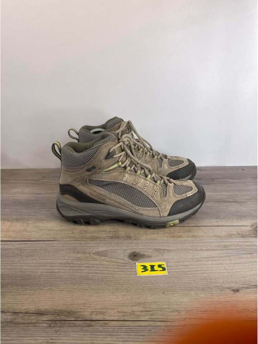 Vasque Breeze Gore-Tex Hiking Boots Women's 9.5 M Brown Tan Leather Waterproof